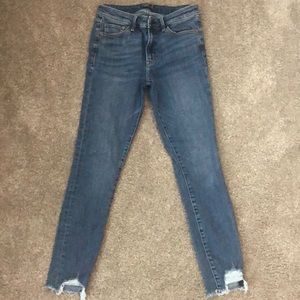 Abercrombie & Fitch Mid Rise Super Skinny Ankle